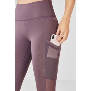 NWT Fabletics Mila High-Waisted Pocket Capri Large